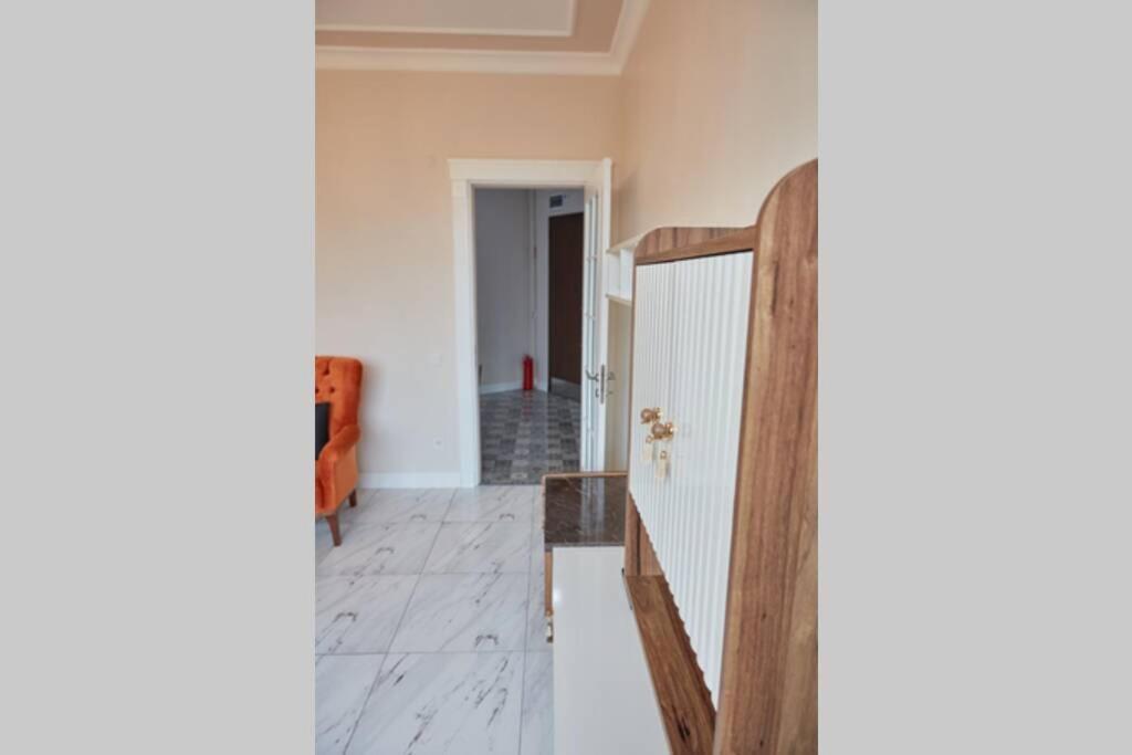 Taksim Square Apartment, Great View, Luxury Istanbul Eksteriør billede