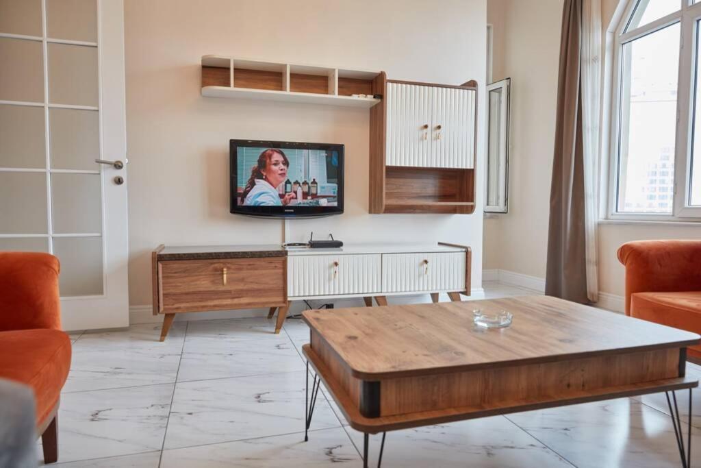 Taksim Square Apartment, Great View, Luxury Istanbul Eksteriør billede
